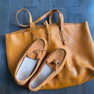 J McLaughlin orange tote